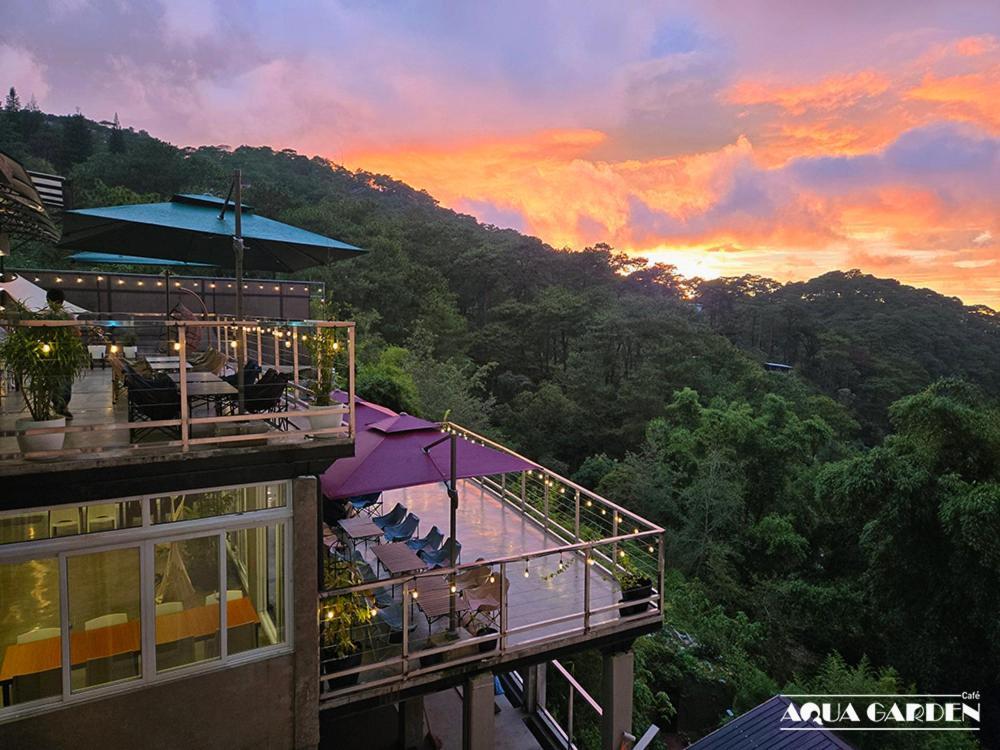 Aparthotel Misty Hills Baguio City Esterno foto