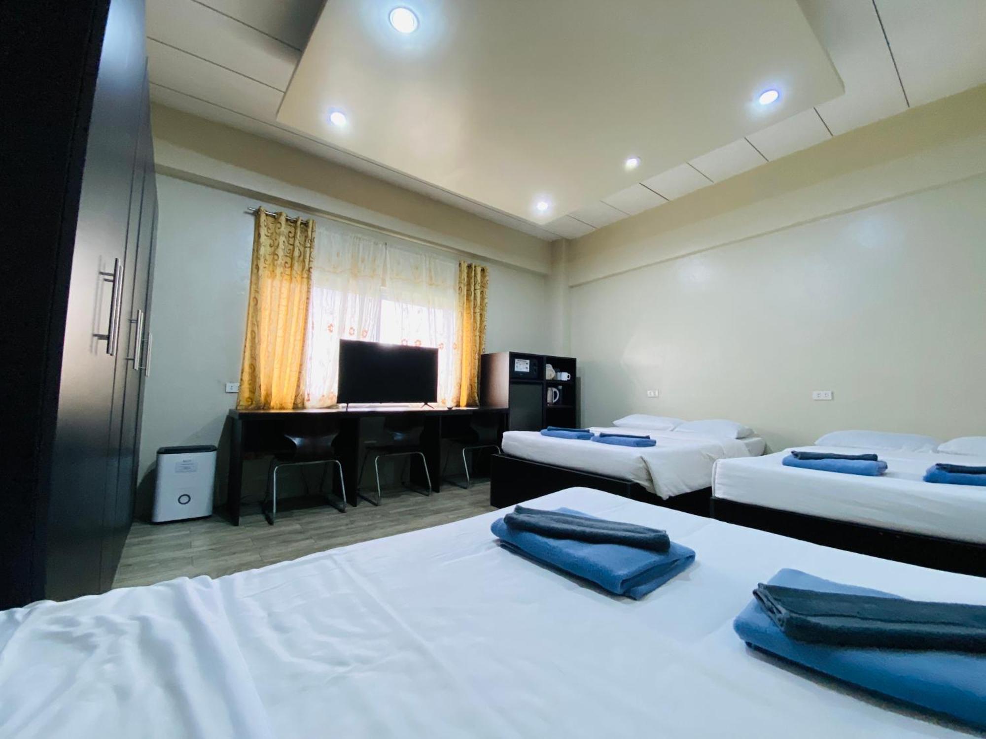 Aparthotel Misty Hills Baguio City Esterno foto