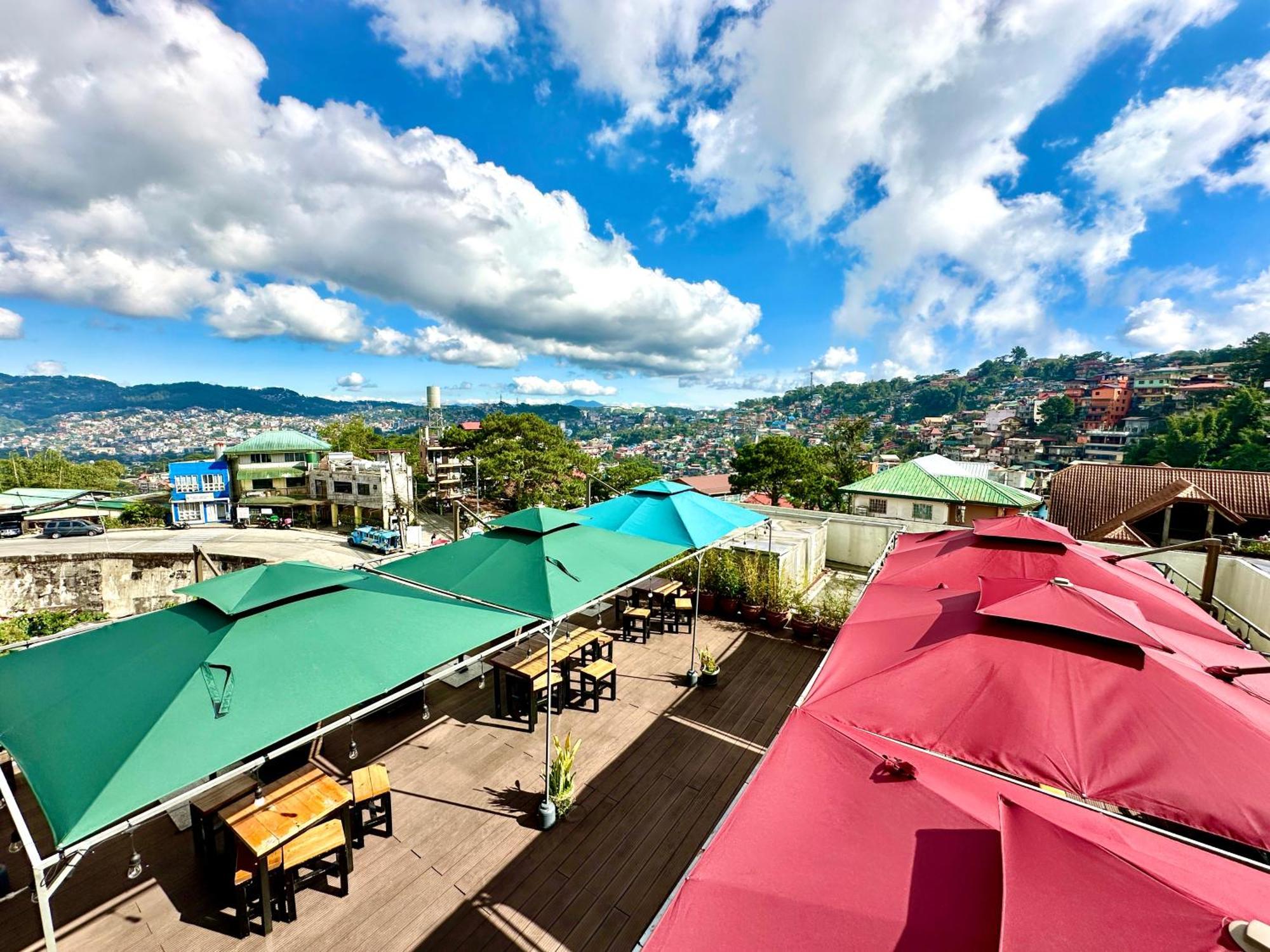 Aparthotel Misty Hills Baguio City Esterno foto